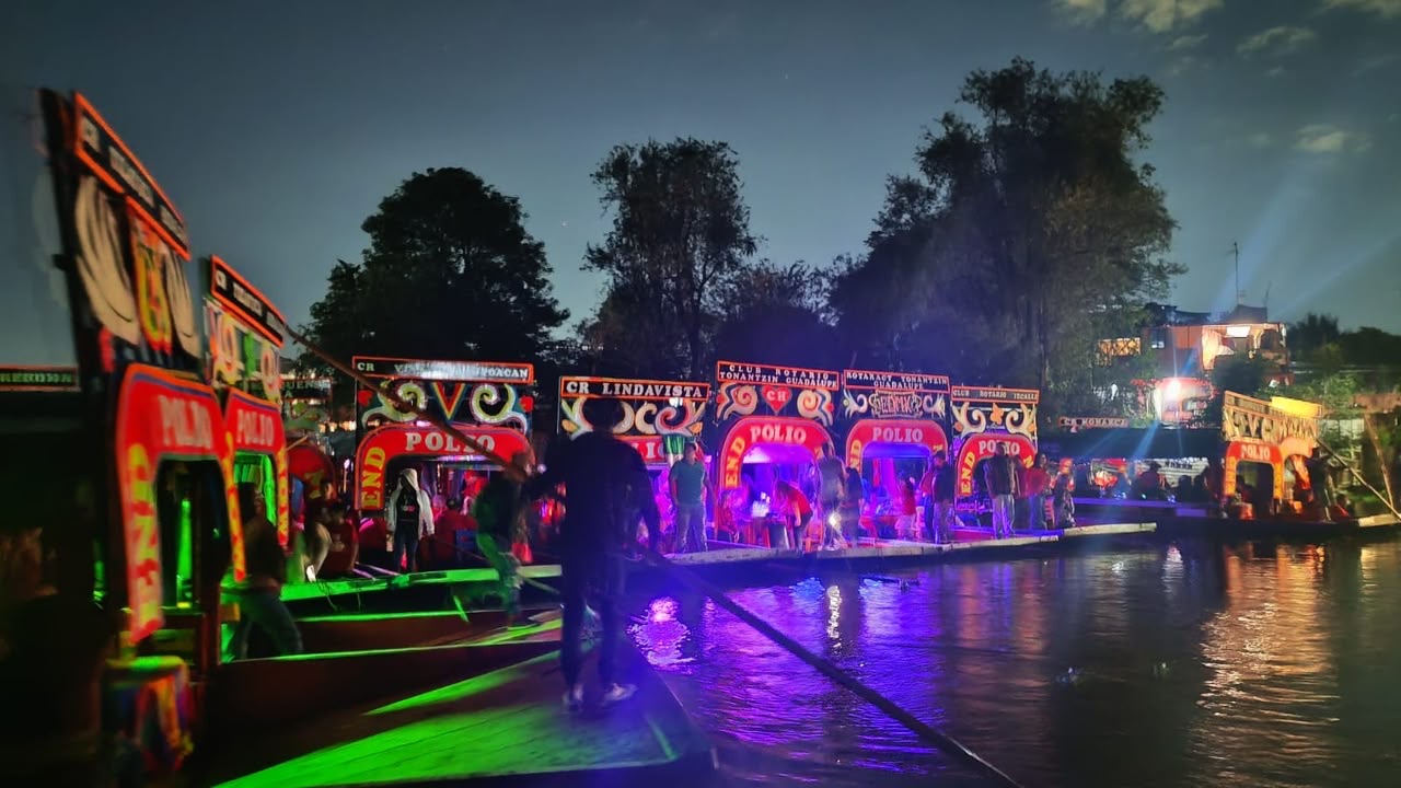 Navegando en Xochimilco por un Mundo Libre de Polio