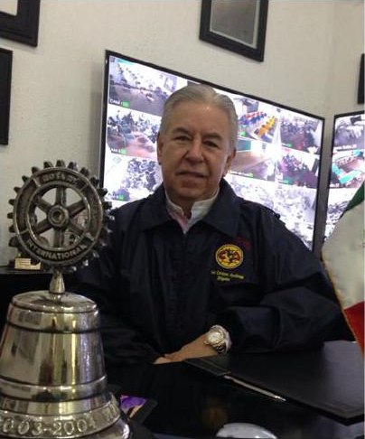 Manuel Cavazos Azcárraga, gobernador del Distrito 4170 2003-2004